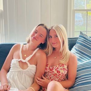 Meet your Posher, Sofia